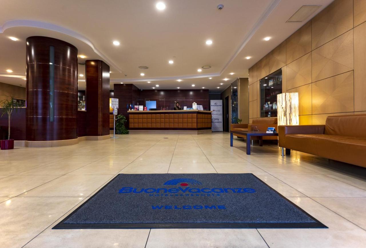 Bv President Hotel Rende Esterno foto