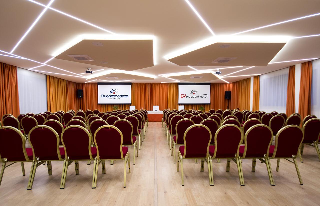 Bv President Hotel Rende Esterno foto