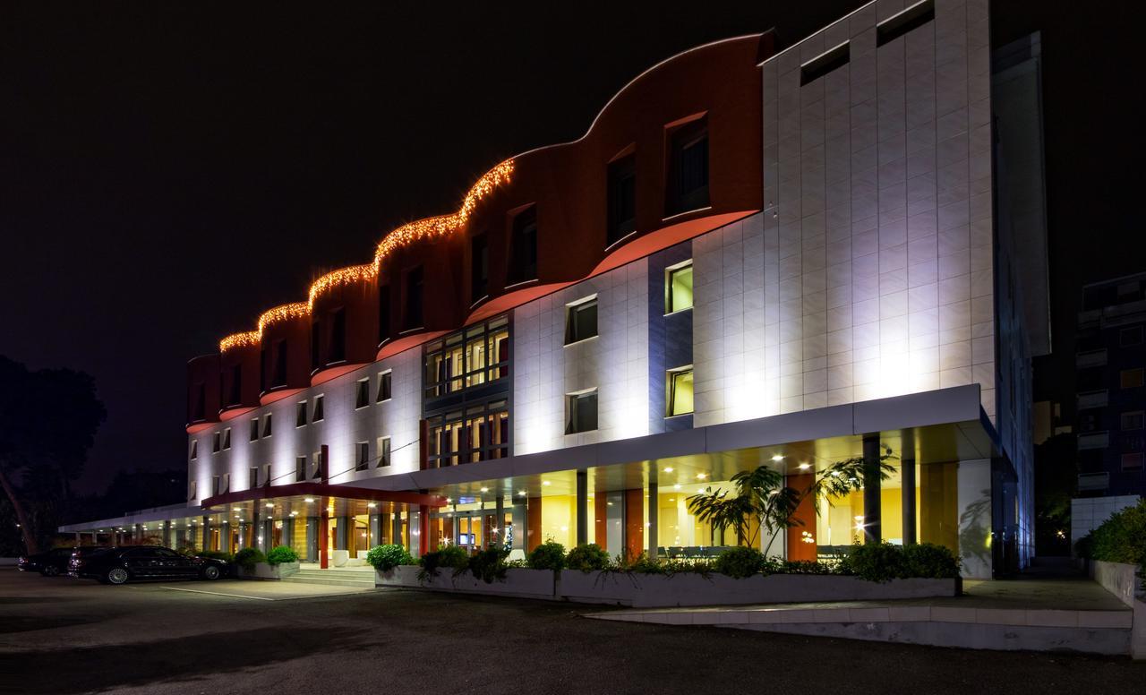 Bv President Hotel Rende Esterno foto
