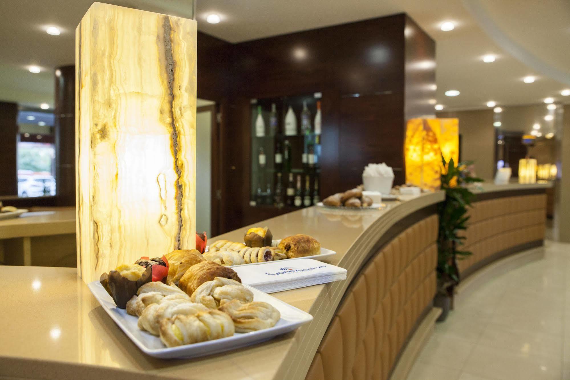 Bv President Hotel Rende Esterno foto